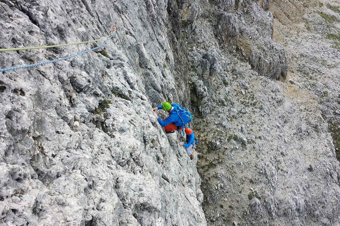 Rock Climbing in Cortina d'Ampezzo with a Mountain Guide - Powrock