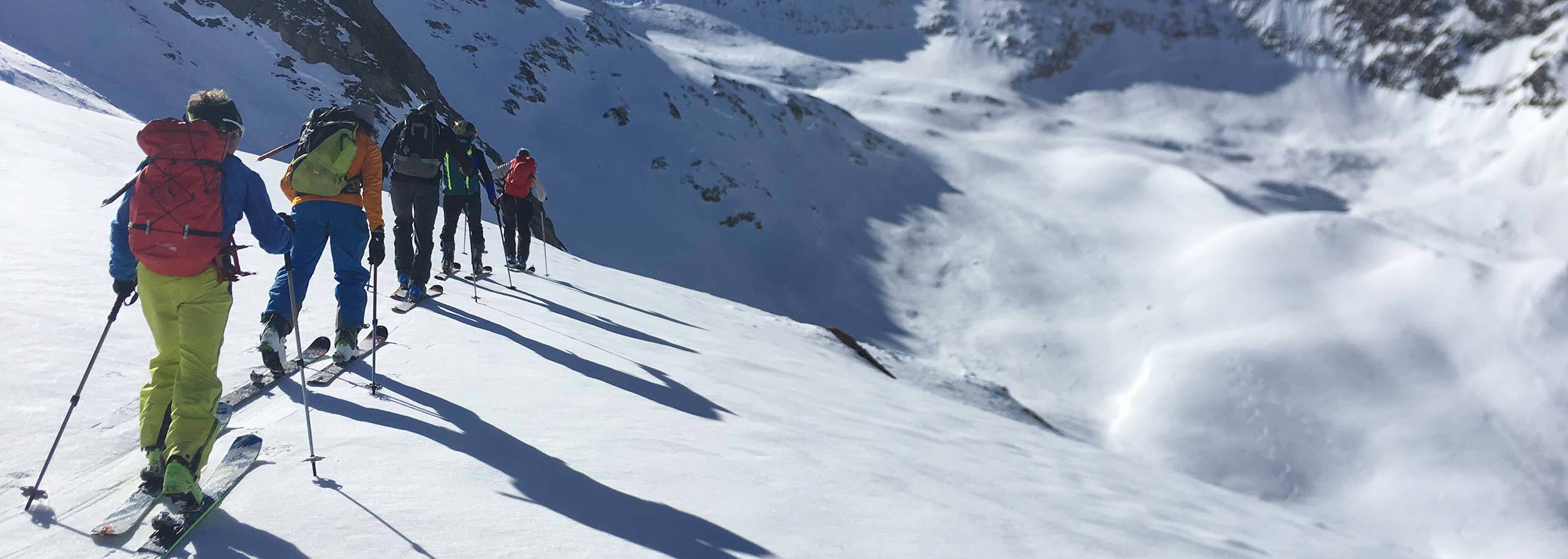 Sci Alpinismoa Cuneo, Itinerari e Corsi Scialpinistici